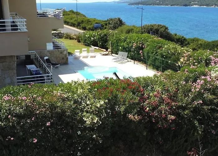 Grand T4 - Piscine - Vue Feerique Apartment *